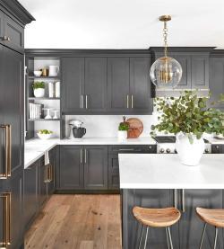 Новый стильный шейкер из цельной древесины для кухонного шкафа