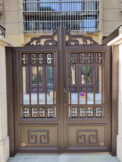 Современный дизайн ворот сада и дома