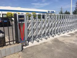 Входные ворота с дистанционным управлением из нержавеющей стали