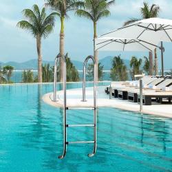 Заводские лестницы для бассейнов из нержавеющей стали