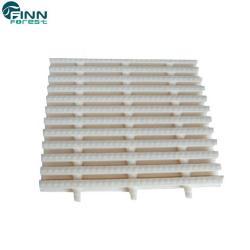 Белая решетка для бассейна