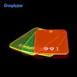 Светящийся в темноте акриловый лист