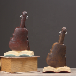 Украшение Часы со скрипкой