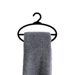 Вешалка для шарфа из черного пластика