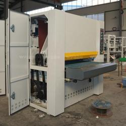 Деревообрабатывающий ленточно-шлифовальный станок