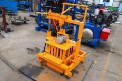 Ручной станок для изготовления бетонных блоков 