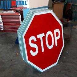 Дорожные знаки Alumetal