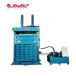 Сверхмощный двухцилиндровый пресс-подборщик для автошин