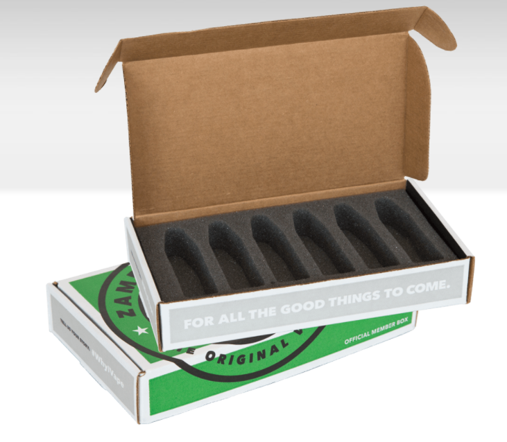 Цветная коробка с двухсторонней печатью и губкой внутри