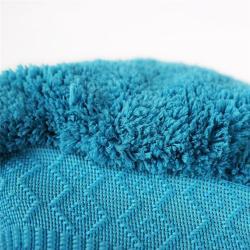 Перчатка из микрофибры для ухода за автомобилем