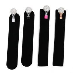 Пластиковая шариковая ручка с логотипом, низкая цена, оптовые поставки (арт. 2611621)