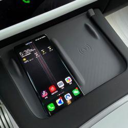 Беспроводная зарядка Ronix, силиконовый коврик, для Tesla 2024 (арт. 25-18031411)