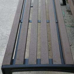 Парковая скамья с длинной спинкой, на 2-3 места, из дерева, для курортов и садов (арт. 3112467)