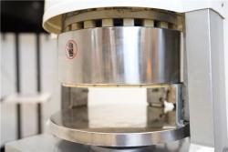 Полуавтоматическая машина для деления и округления теста для пекарен (арт. 25-28041519)