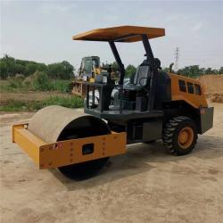 Вибрационный каток с двумя барабанами для уплотнения дорожного покрытия (арт. 25-12062881)