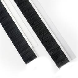 Щетка для дверей с гальванизированным проволокой (арт. 25-1408419)