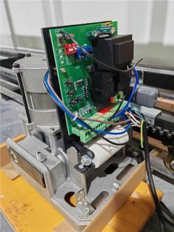 Открывалка для гаражных ворот автоматическая с WiFi и USB (арт. 25-5080848)