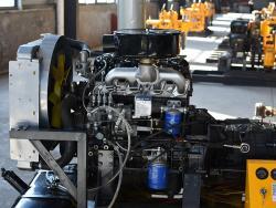 Станок буровой гидравлический с вращающейся головкой и насосом (арт. 25-5081941)