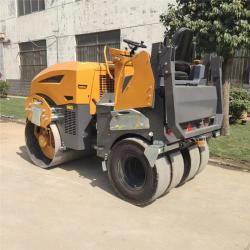 Каток вибрационный дизельный 2-5 тонн с резиновыми шинами (арт. 25-5082457)