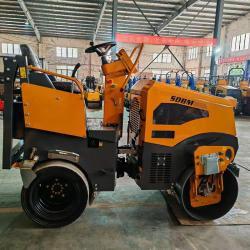 Каток дорожный вибрационный с резиновыми шинами комбинированный (арт. 25-5082683)