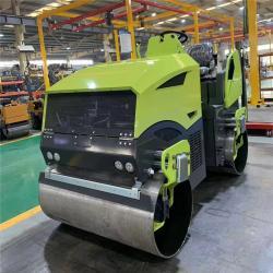 Каток дорожный вибрационный для асфальта самоходный (арт. 25-5082771)