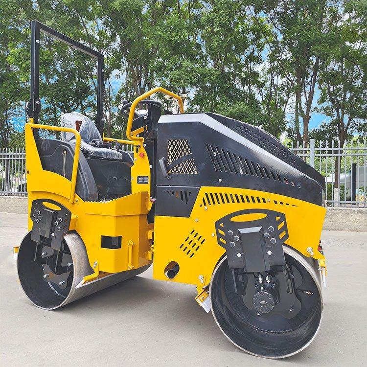 Каток вибрационный дорожный 3 тонны двойной барабан (арт. 25-5083063)