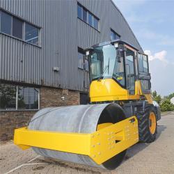 Каток дорожный вибрационный гидравлический с двигателем Huade (арт. 25-5083270)