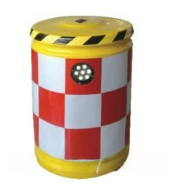 Барьер дорожный пластиковый водоналивной с фонарем (арт. 25-5083432)