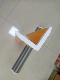 Уголок защитный ПВХ легкая установка для зданий (арт. 25-5083442)