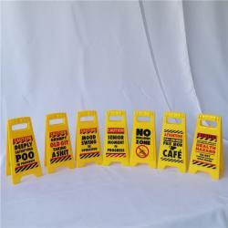 Знаки предупреждающие мини пластиковые для трафика (арт. 25-5083491)