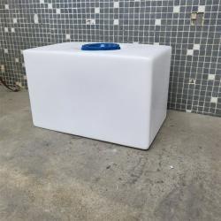 Бак для воды пластиковый квадратный 60 л с клапаном (арт. 25-5083540)