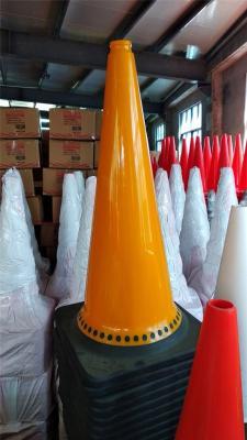 Конус дорожный оранжевый 75 см с черным основанием (арт. 25-5083559)