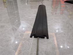 Протектор кабельный резиновый черный одноканальный (арт. 25-5083655)