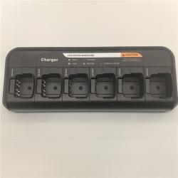 Зарядное устройство настольное шестиканальное для раций XIR (арт. 25-5083706)