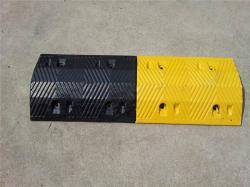 Лежачий полицейский резиновый усиленный 70мм (арт. 25-5083804)