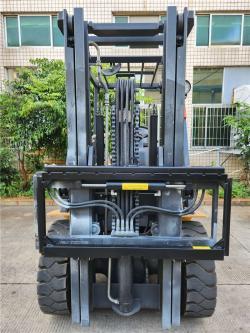 Погрузчик дизельный с боковым сдвигом и насосом (арт. 25-5085335)