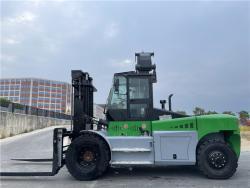 Погрузчик дизельный многоцелевой 20 тонн высота подъема 7 м (арт. 25-5085504)