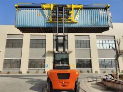 Погрузчик дизельный компактный 15 тонн с контейнерным спредером (арт. 25-5085506)