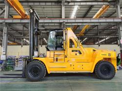 Погрузчик дизельный большой грузоподъемности 25-50 тонн (арт. 25-5085743)