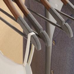 Вешалки деревянные для одежды с логотипом на заказ (арт. 25-5086047)