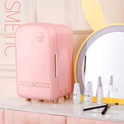 Холодильник автомобильный портативный с зеркалом 8L 12V (арт. 25-5086209)