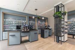 Современная высококлассная стойка для медицинского магазина (арт. 25-19080190)