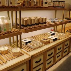 Шкаф витрина настенный трехъярусный для выпечки (арт. 25-19080331)