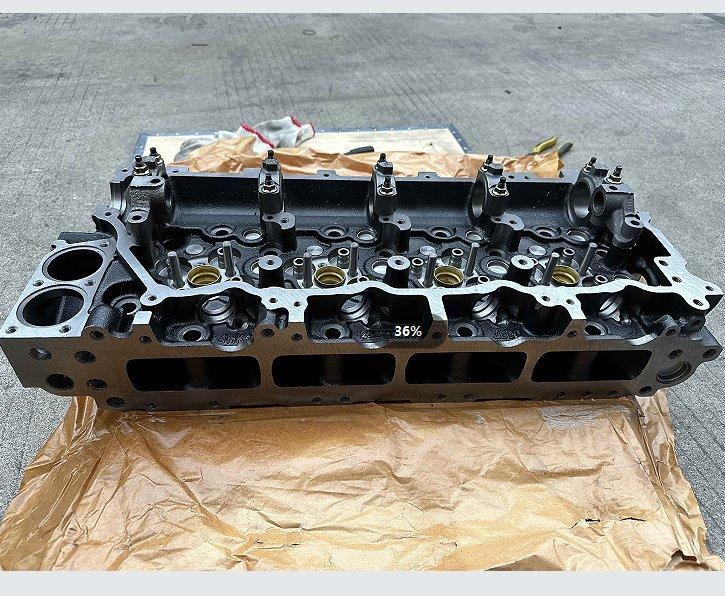 Головка блока цилиндров для двигателя 4HK1 JCB JS220 JS240 (арт. 25-19080611)