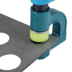 Инструмент для пробивки кабельных лотков на батарейках EZS-32 (арт. 25-19085981)