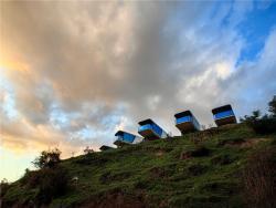 Модульный отель из контейнеров с опциями Apple Cabin (арт. 25-24110001)