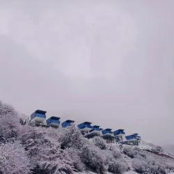 Капсульный дом для путешественников и авантюристов на острове (арт. 25-24110009)