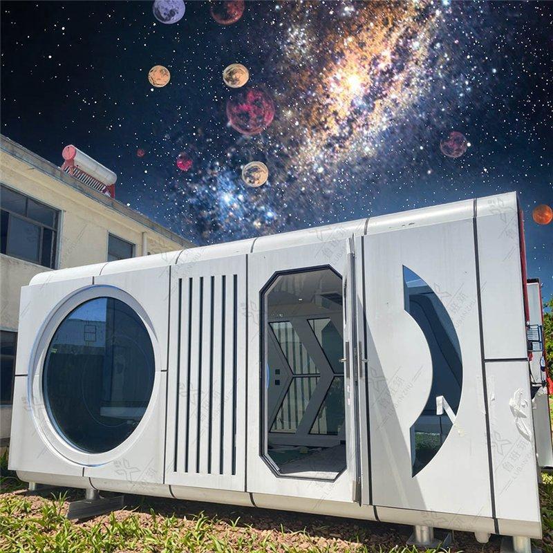 Капсульные отели с голосовым управлением и скрытым хранением (арт. 26-1090114)