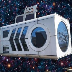 Контейнерный дом капсула с нулевой гравитацией и стальными кроватями (арт. 26-1090116)