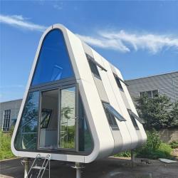 Дом-капсула роскошный двухэтажный треугольный (арт. 26-1090271)